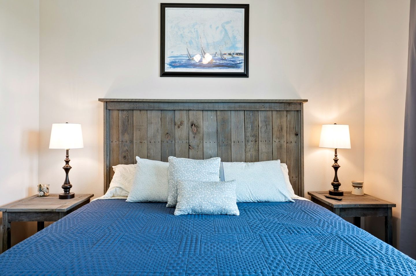 Glorious Beach House with Fantastic Sights in Crystal Beach, Texas