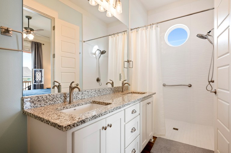 Beach Houses (United States of America, Crystal Beach, Texas)