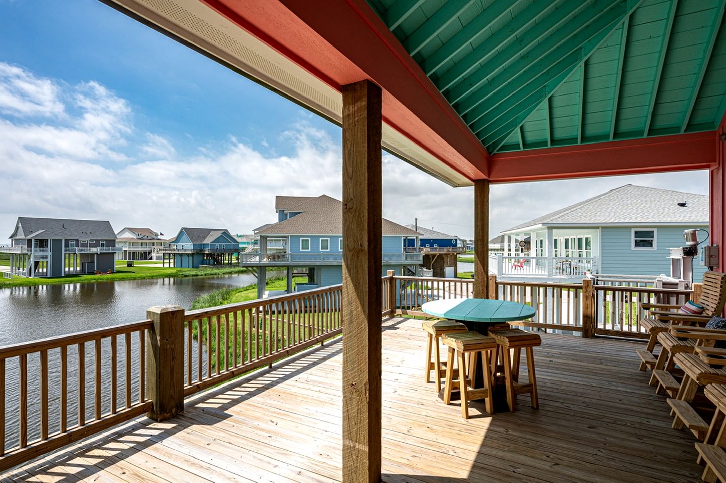 Glorious Beach House with Fantastic Sights in Crystal Beach, Texas