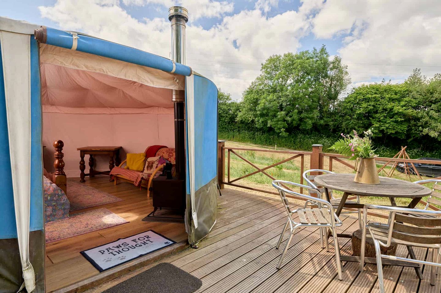 Charming Yurt Incredible for a Relaxing Escape in England