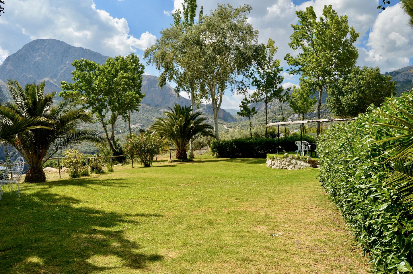 Traditional Holiday Cottage with a Pool near Malaga in Spain