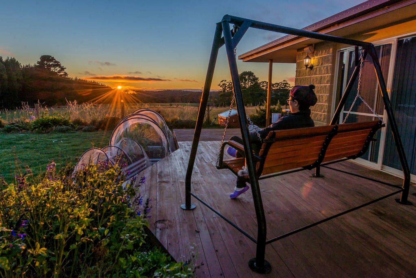 Idyllic Cottage Rental for a Farm Stay near Wynyard, Tasmania