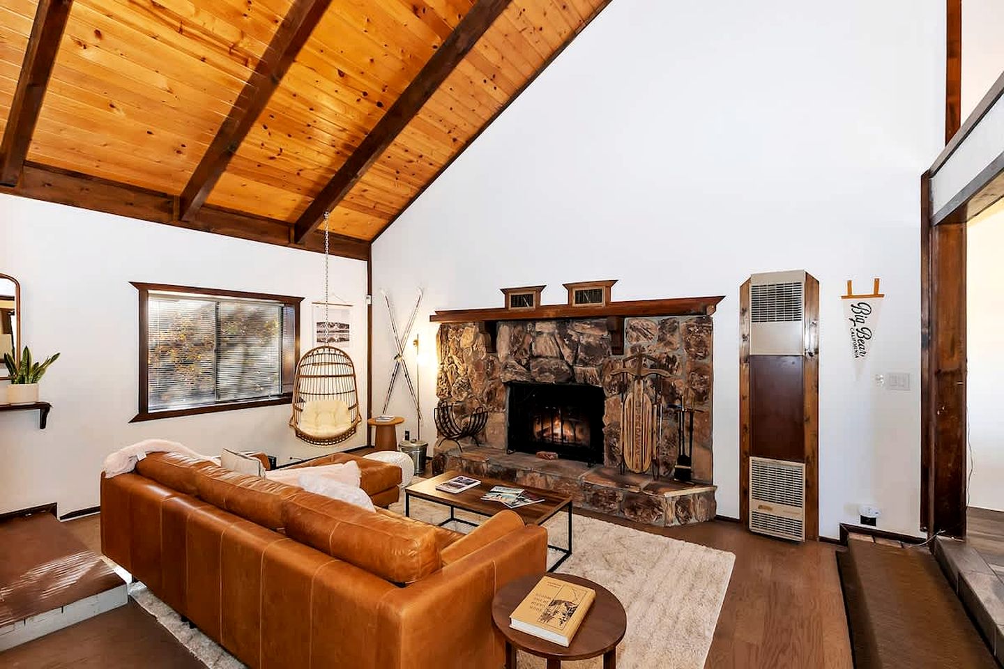 Cosmic Escape: Cabin with Fire Pit for Stargazers in California