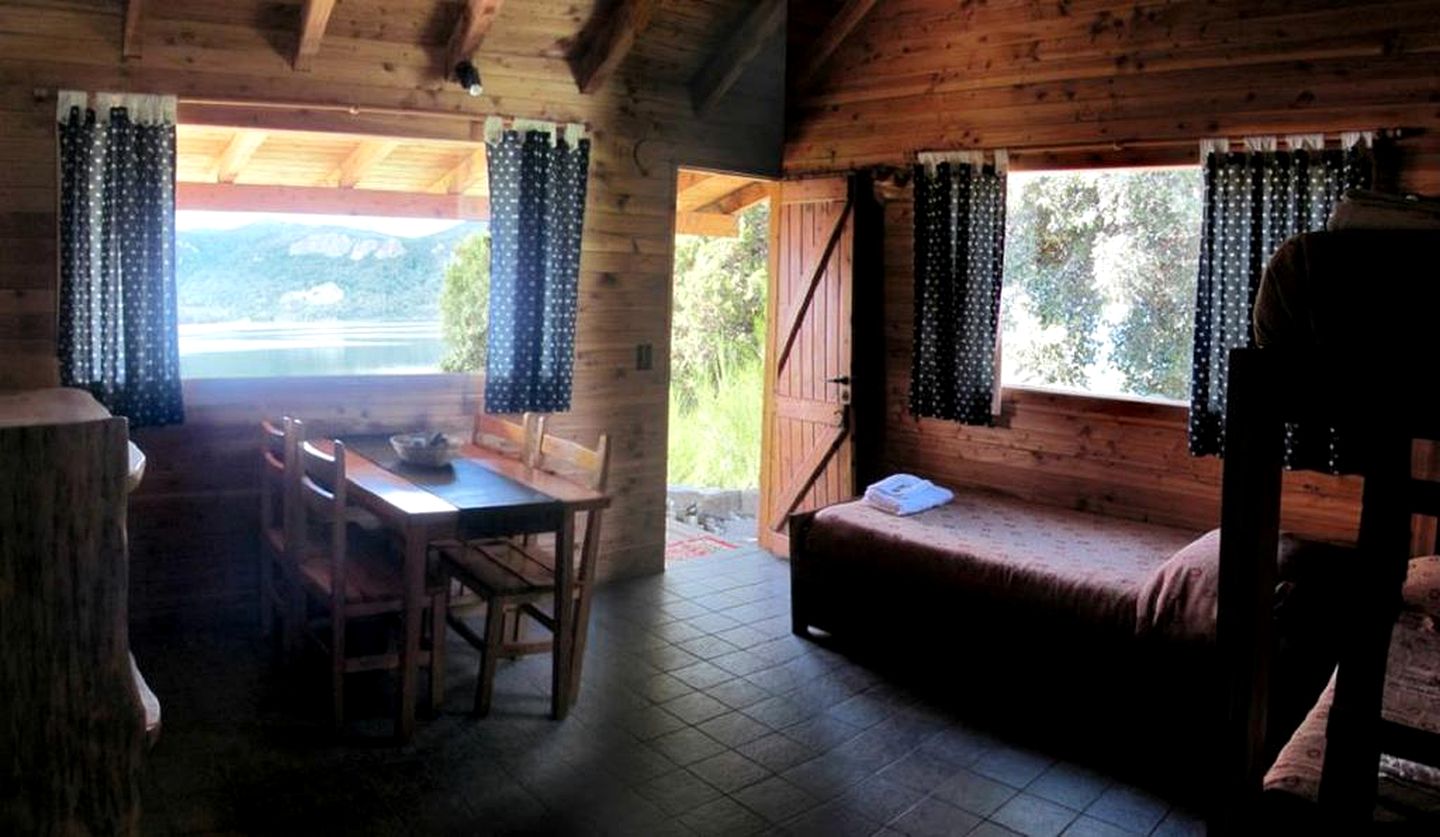 Pet-Friendly Cabin Rental with Free Breakfast in Nahuel Huapi National Park, Argentina