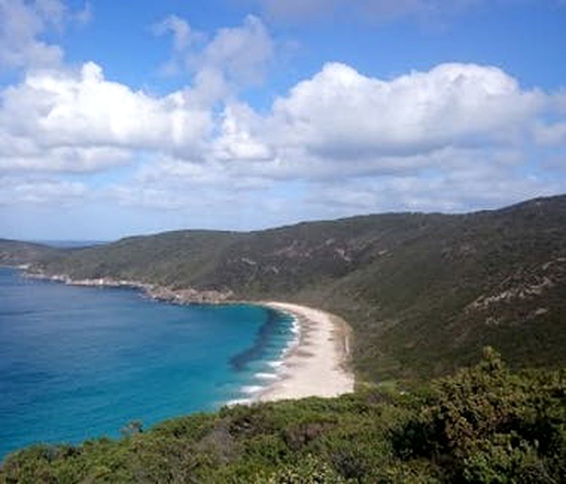 Spacious Cottage Rental near Torndirrup National Park, Western Australia