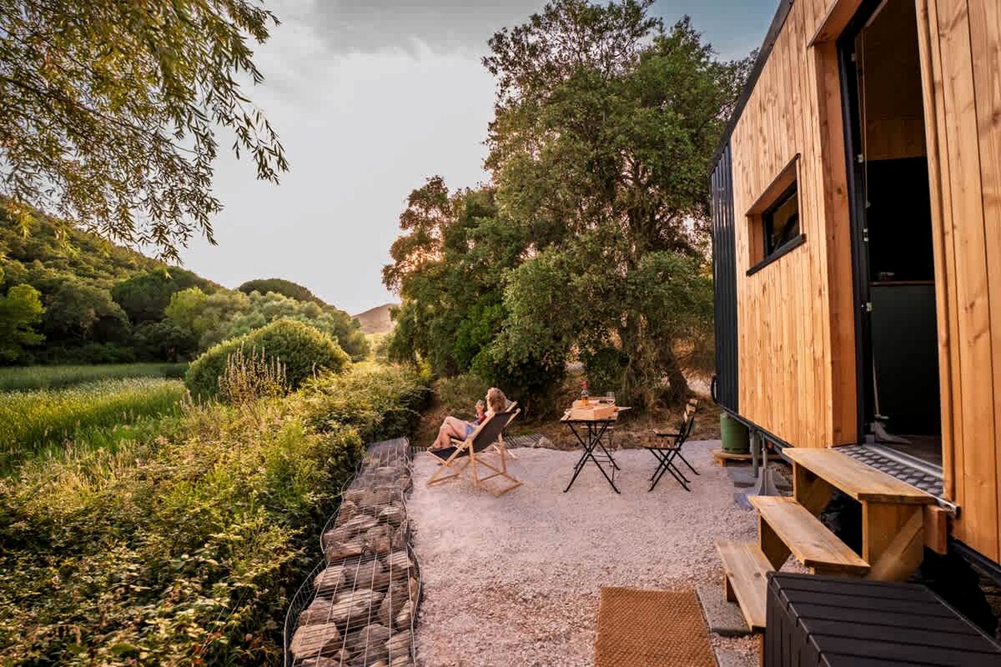 Secluded Tiny Home with Vineyard & Pond Views near the Beach, La Londe-les-Maures, France