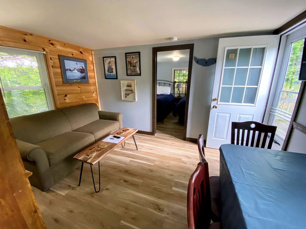 Cozy Maine Cottage with Outdoor Dining & Modern Comforts near Camden