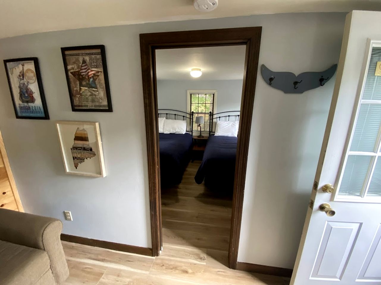 Cozy Maine Cottage with Outdoor Dining & Modern Comforts near Camden