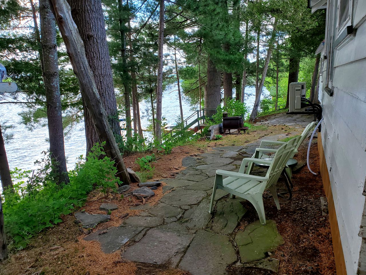 Rustic Cabin near Kawartha Highlands Provincial Park in Ontario, Canada