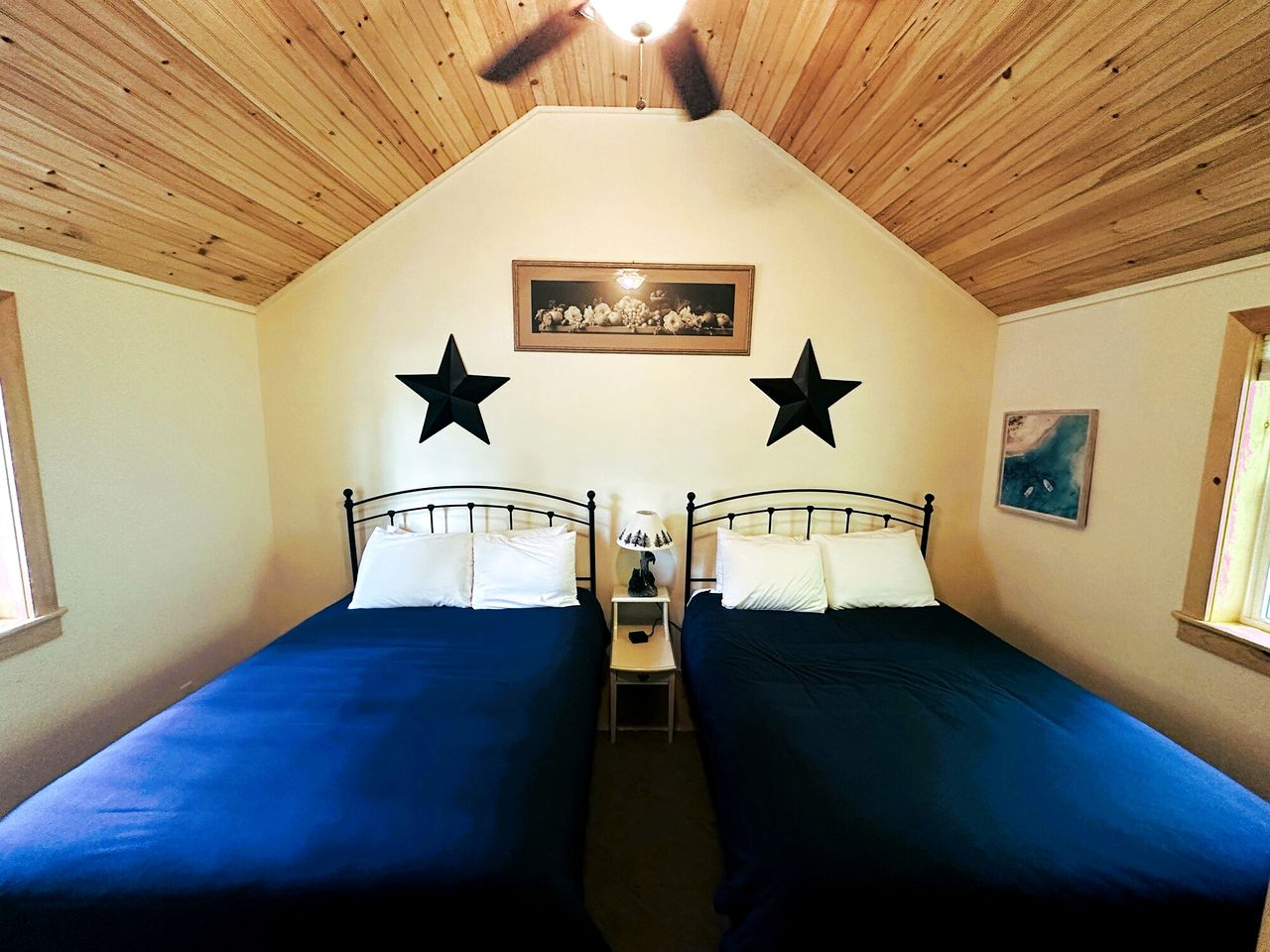 Charming Cottage Retreat with Private Deck and BBQ near Camden, Maine