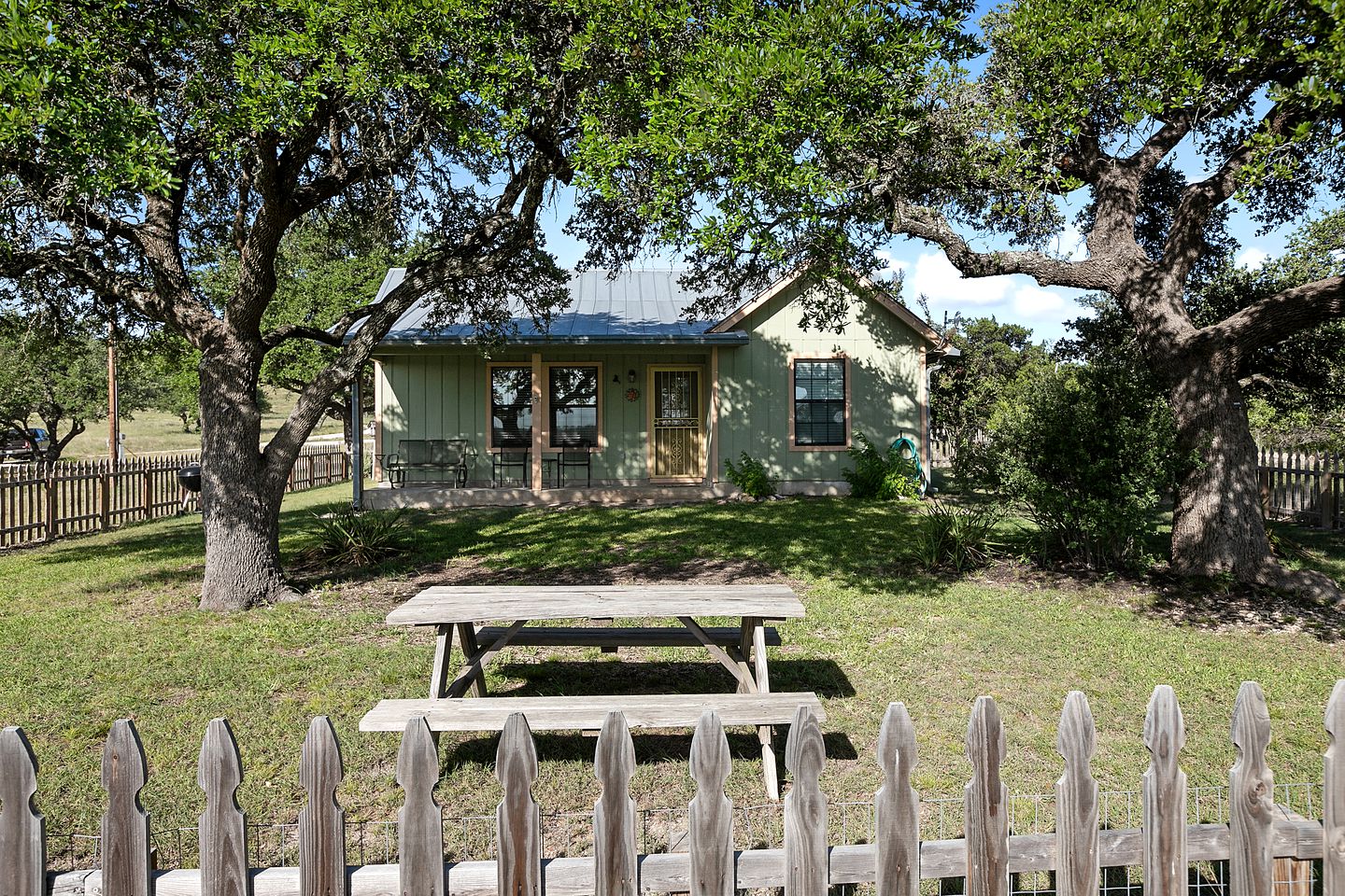 Secluded Pet Friendly Cabin in Fredericksburg, Texas