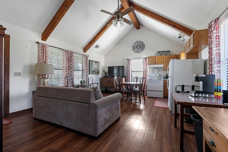 Cabins (United States of America, Fredericksburg, Texas)