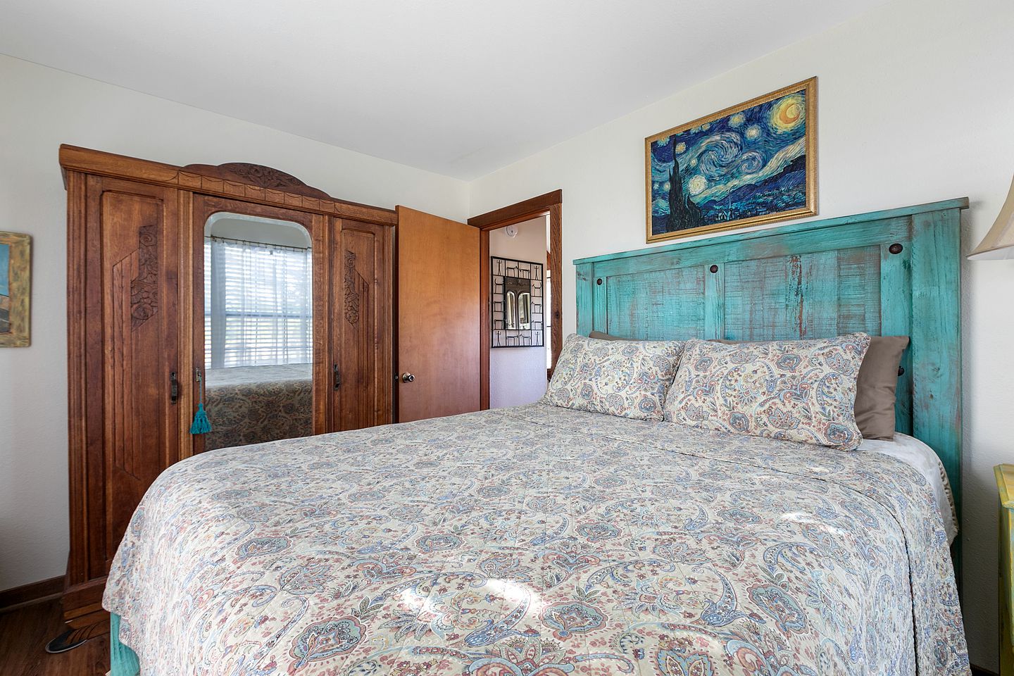 Secluded Pet Friendly Cabin in Fredericksburg, Texas