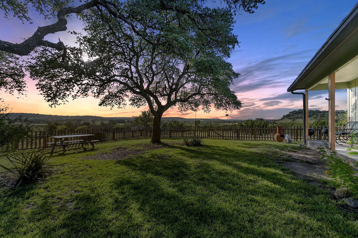 Secluded Pet Friendly Cabin in Fredericksburg, Texas