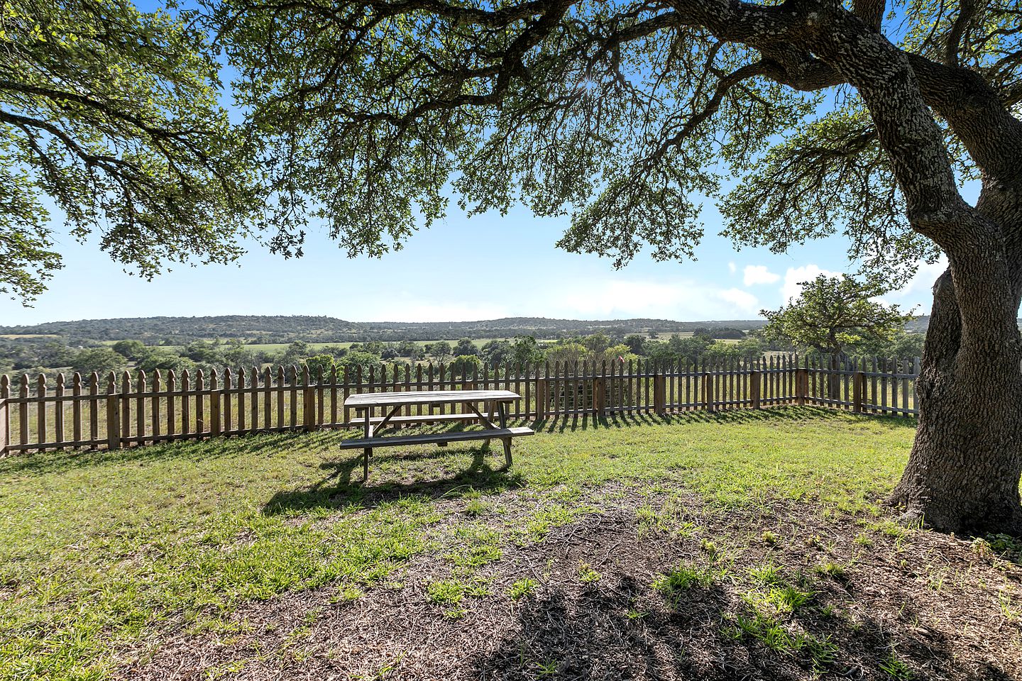 Secluded Pet Friendly Cabin in Fredericksburg, Texas