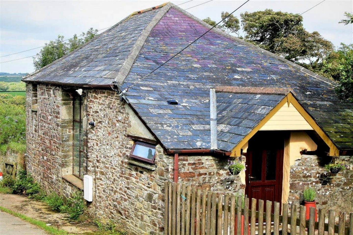 Cozy Cottage Barn near the Coast in Cornwall, England