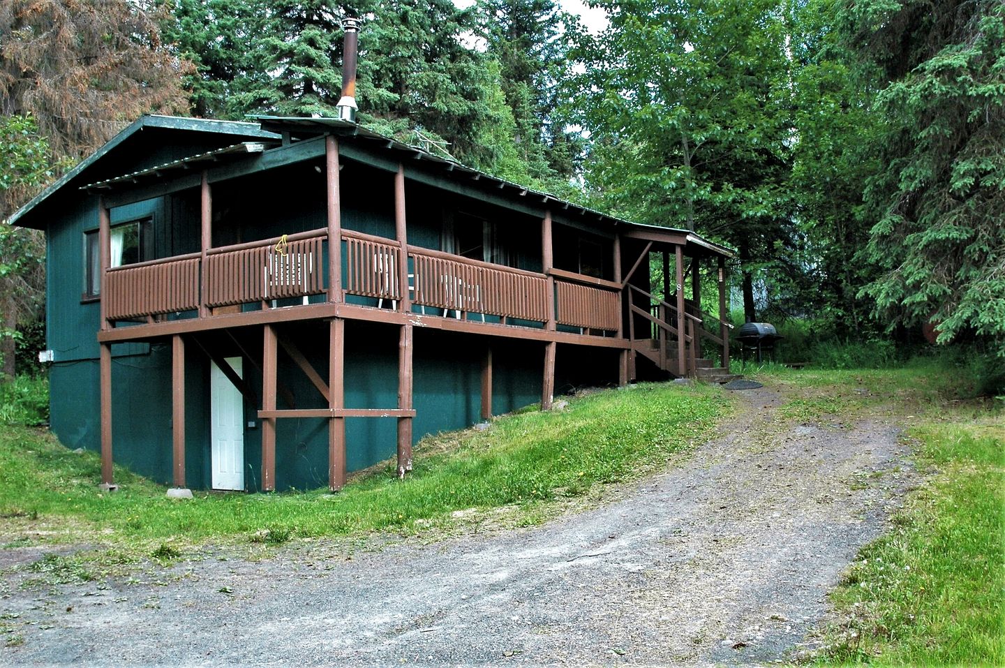 Cabins (United States of America, Cooper Landing, Alaska)