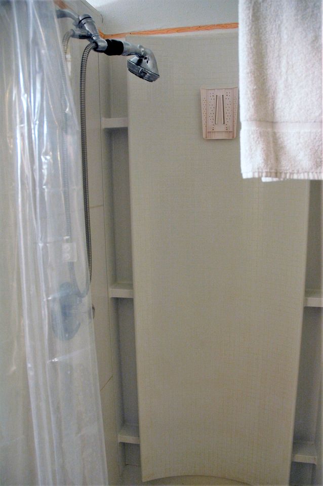 Pet-Friendly Cottage with a Wood-Burning Stove in Chugach National Forest, Alaska