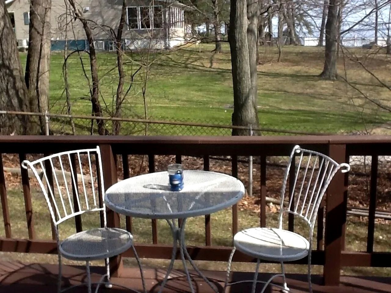 Beautiful Cottage with Private Hot Tub Overlooking Lake near Rochester, New York