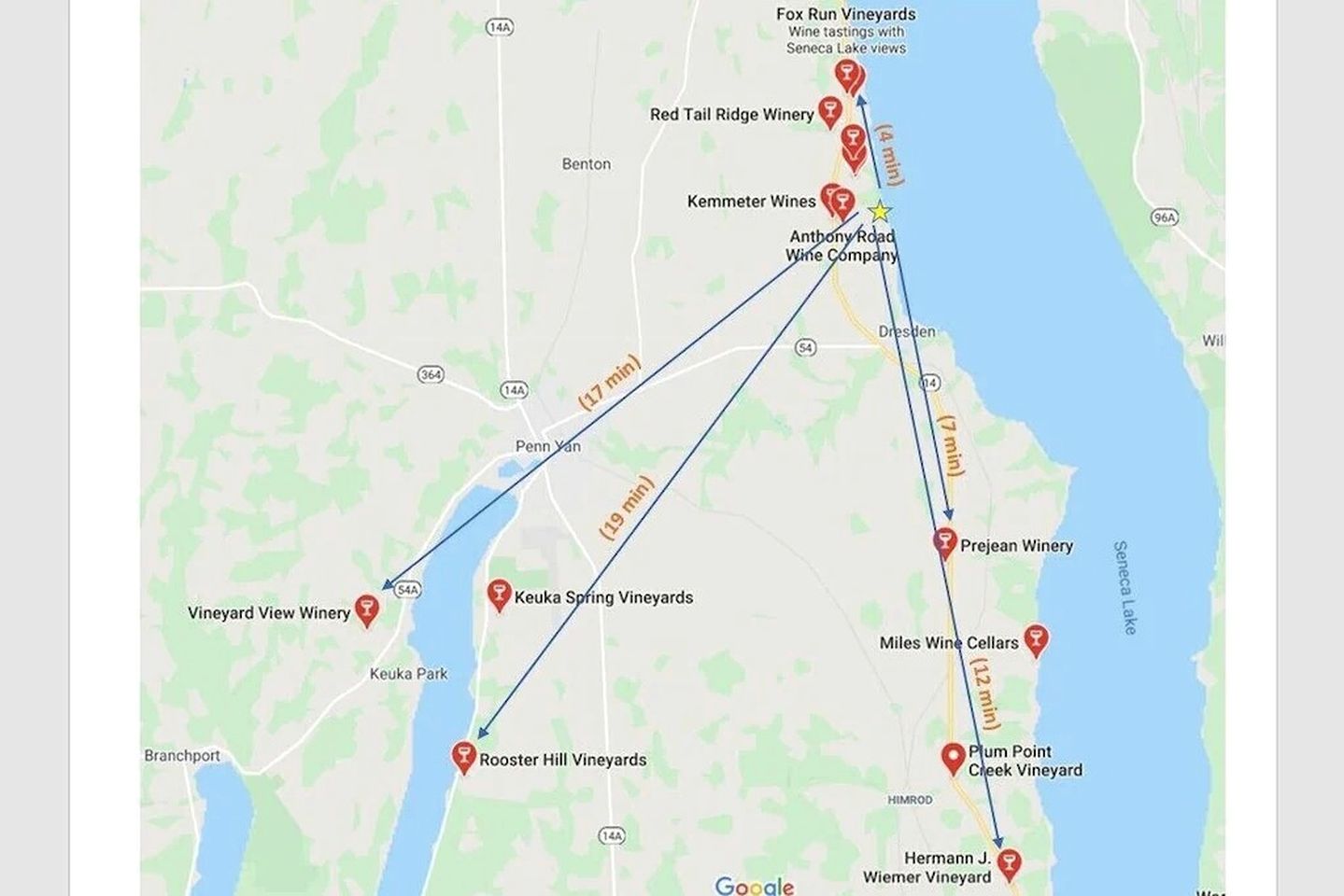 Beautiful Cottage with Private Hot Tub Overlooking Lake near Rochester, New York