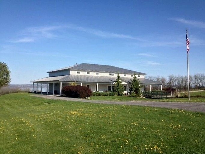 Cottages (United States of America, Himrod, New York)