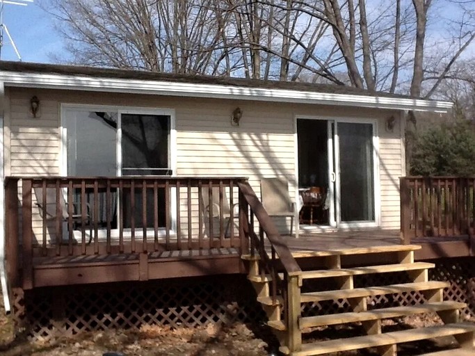 Cottages (United States of America, Himrod, New York)