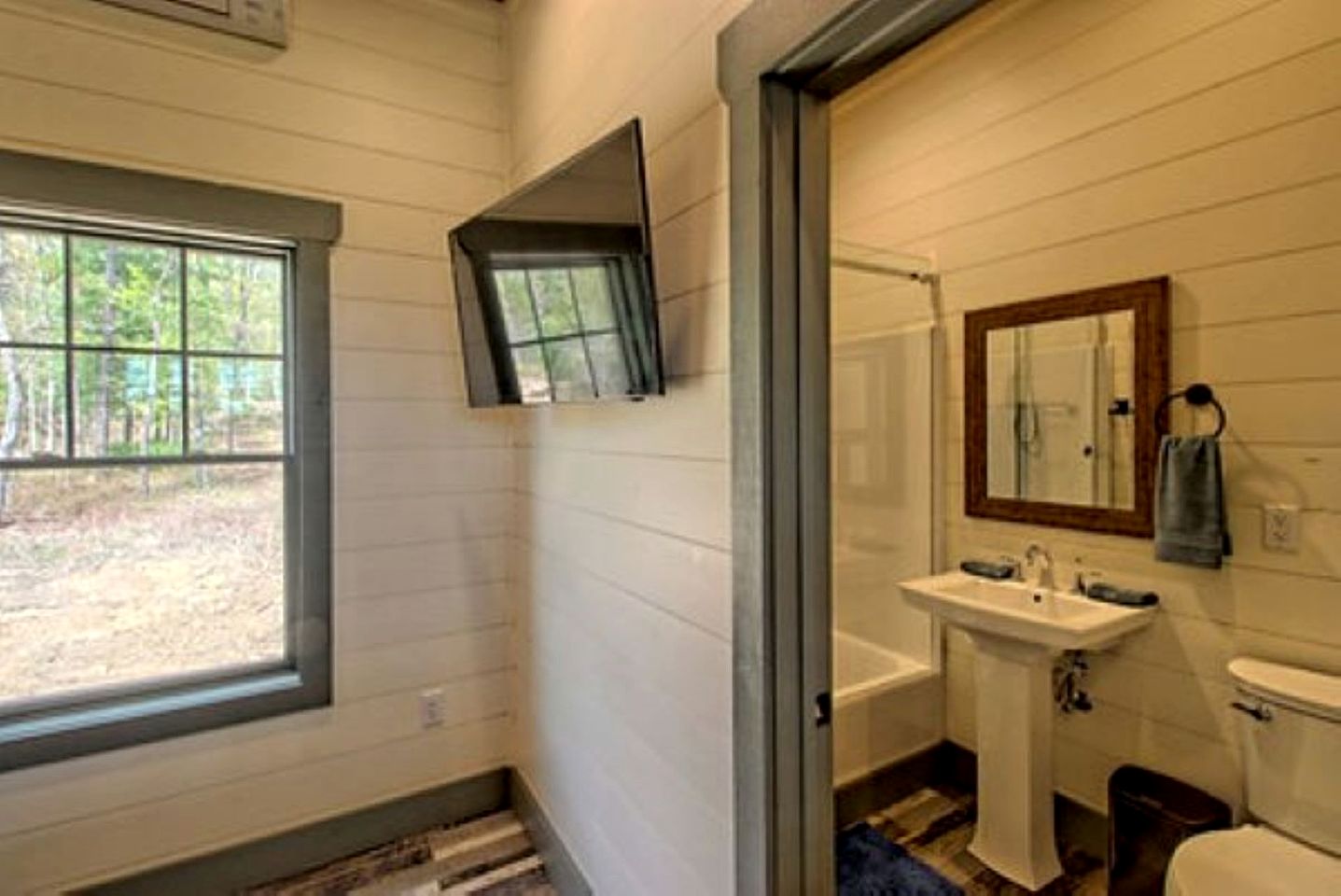 Stunning Cottage Rental Ideal for a Family to Go Glamping in Georgia