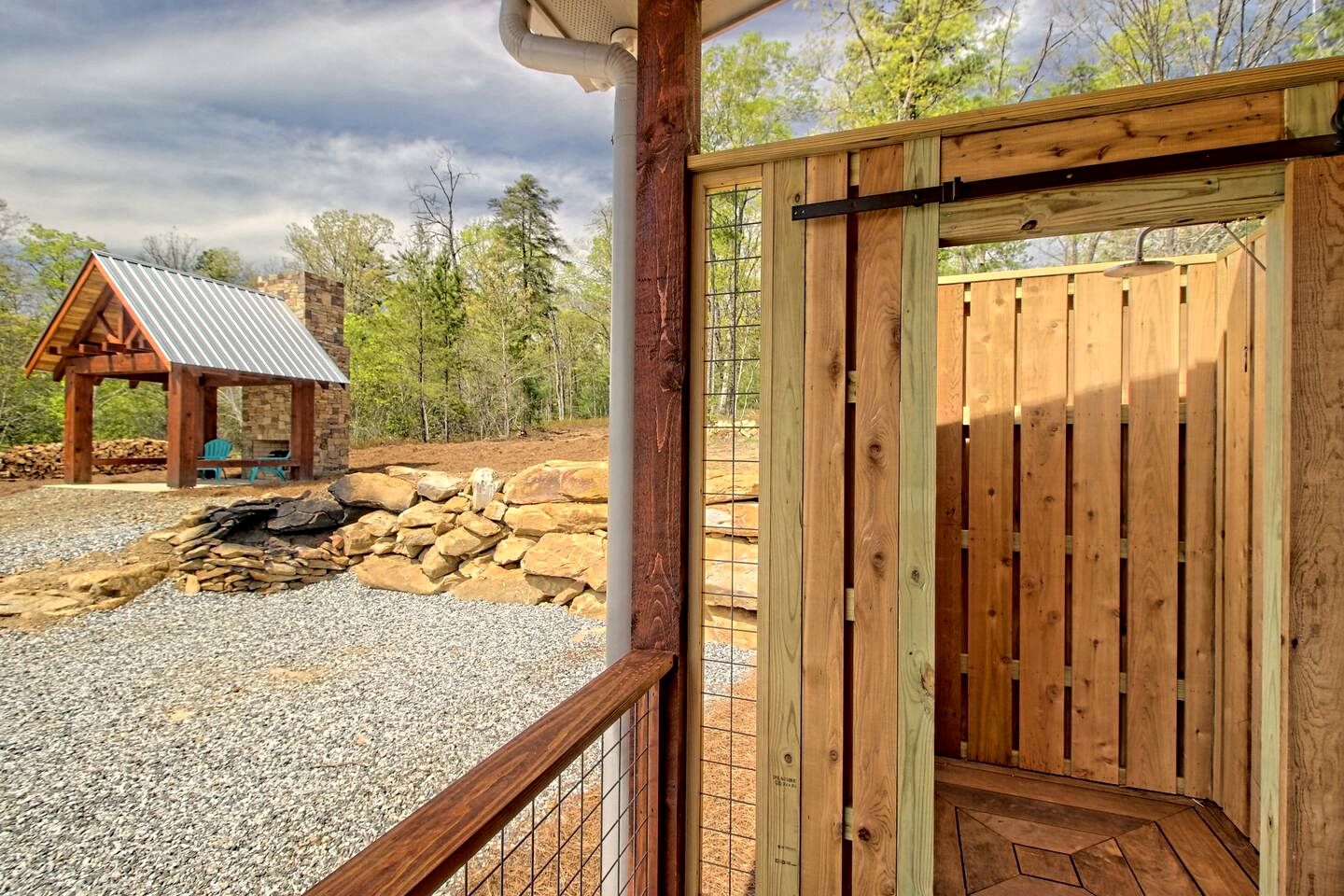 Stunning Cottage Rental Ideal for a Family to Go Glamping in Georgia