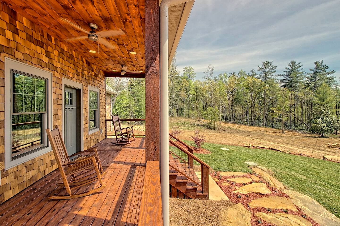 Stunning Cottage Rental Ideal for a Family to Go Glamping in Georgia