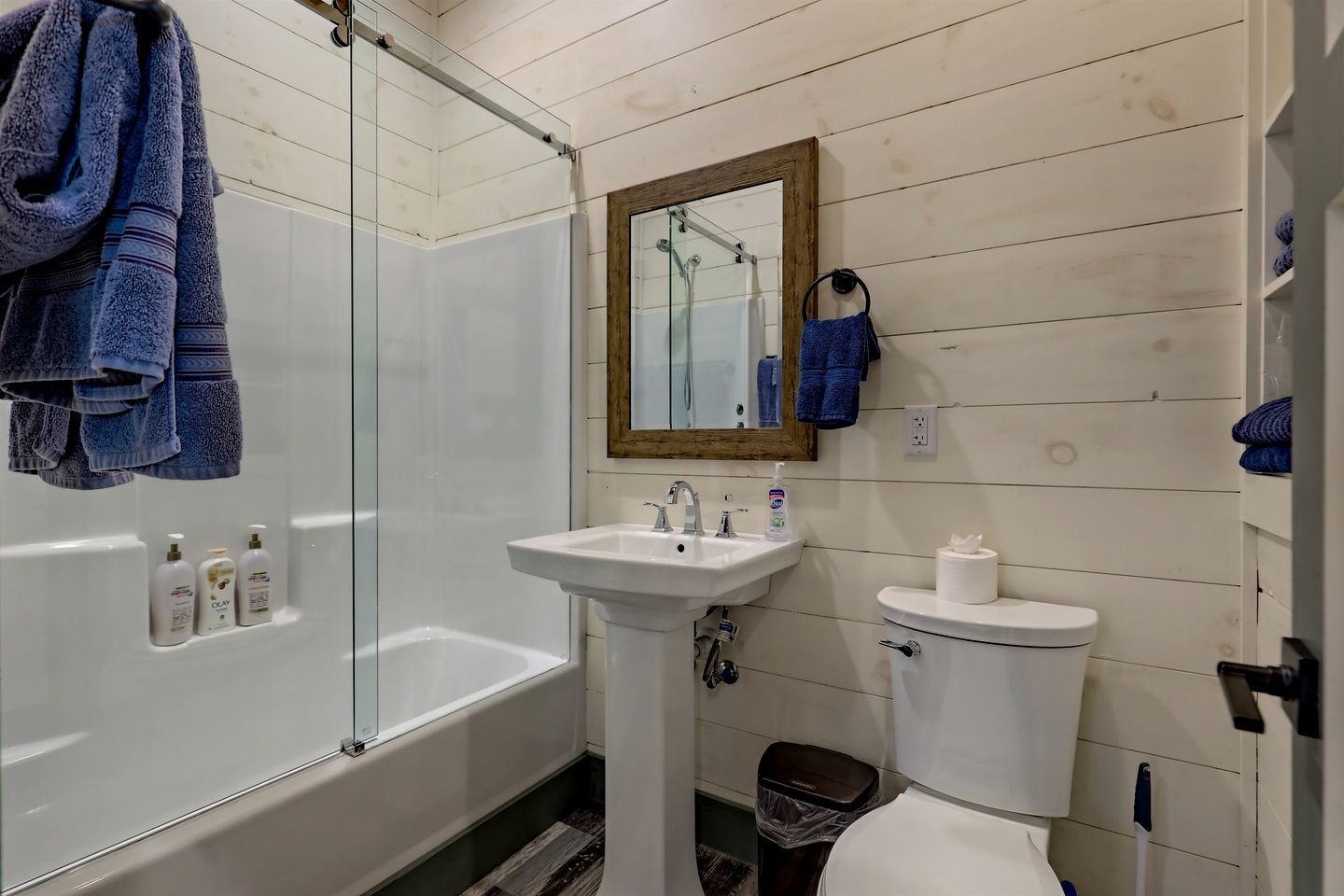 Stunning Cottage Rental Ideal for a Family to Go Glamping in Georgia