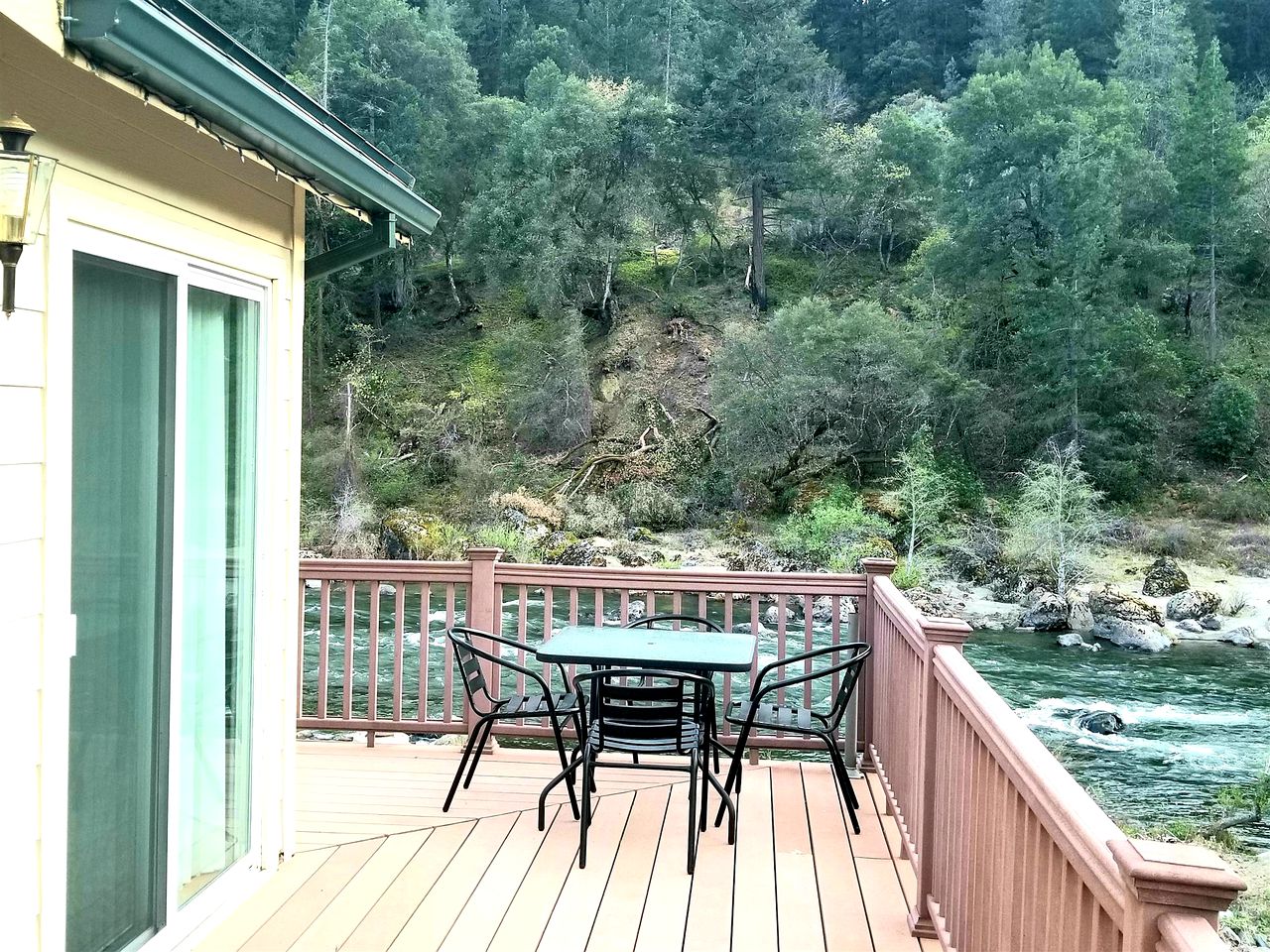 Charming Cottage Rental with Fabulous Views of the Trinity River in Northern California