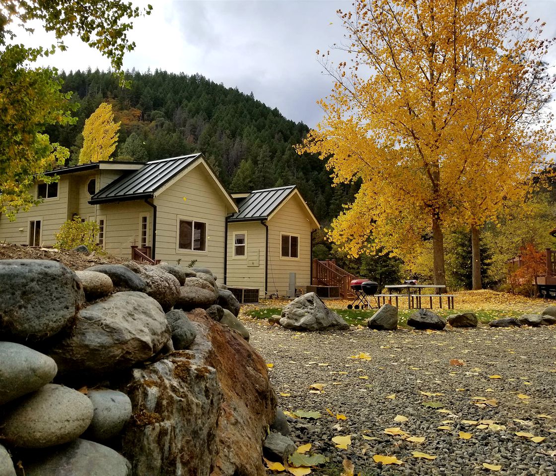 Charming Cottage Rental with Fabulous Views of the Trinity River in Northern California