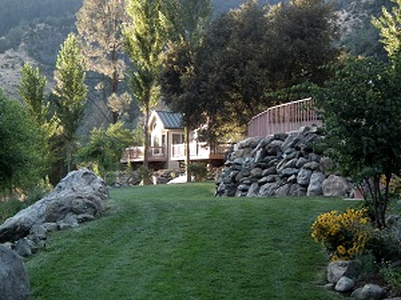 Charming Cottage Rental with Fabulous Views of the Trinity River in Northern California