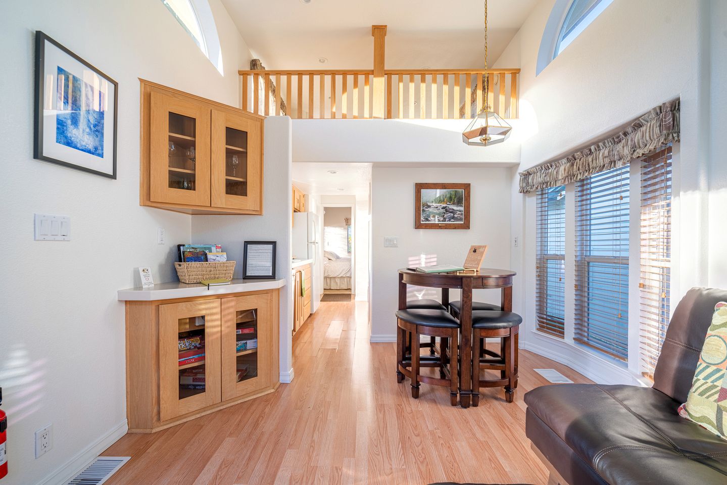 Charming Cottage Rental with Fabulous Views of the Trinity River in Northern California