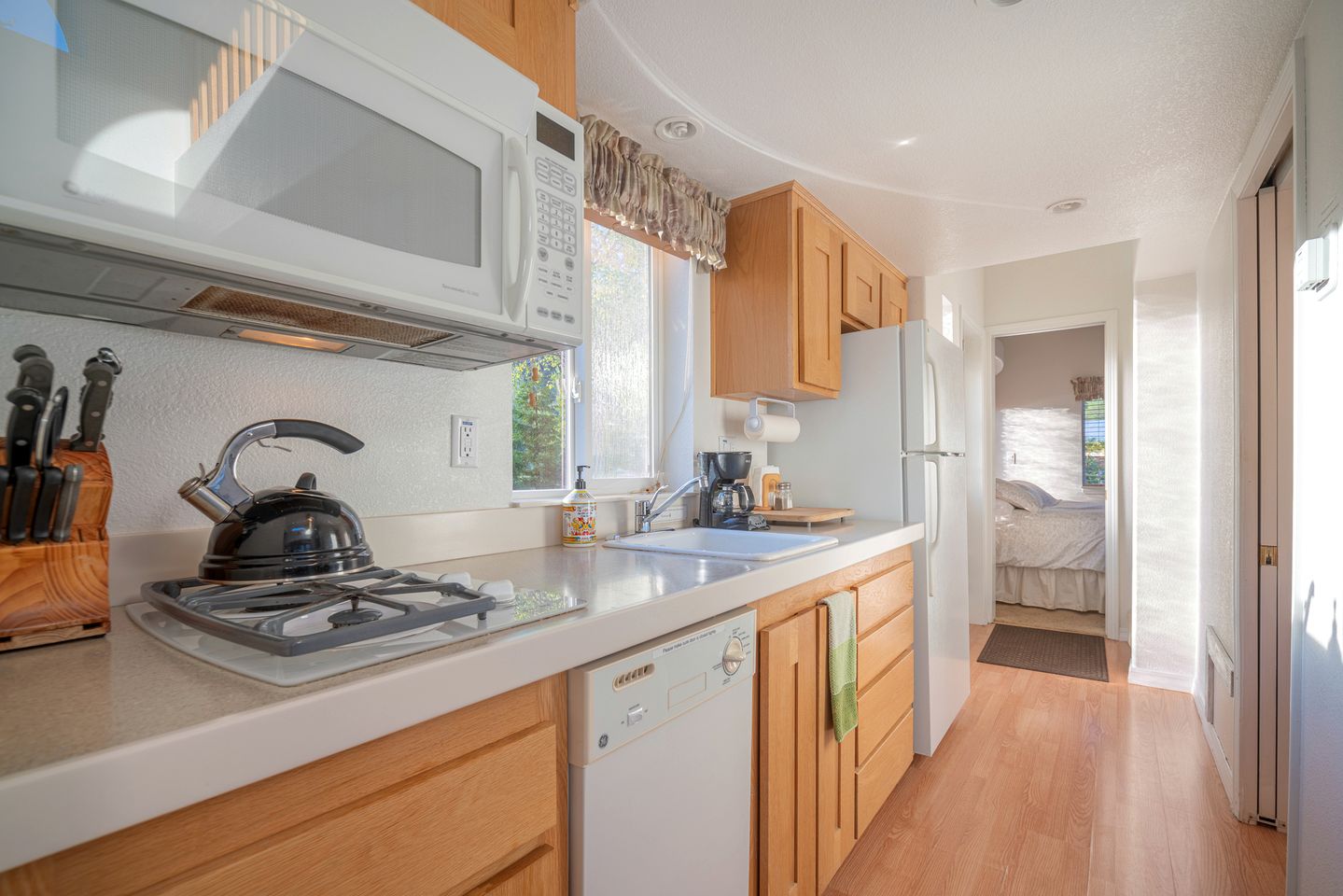 Charming Cottage Rental with Fabulous Views of the Trinity River in Northern California