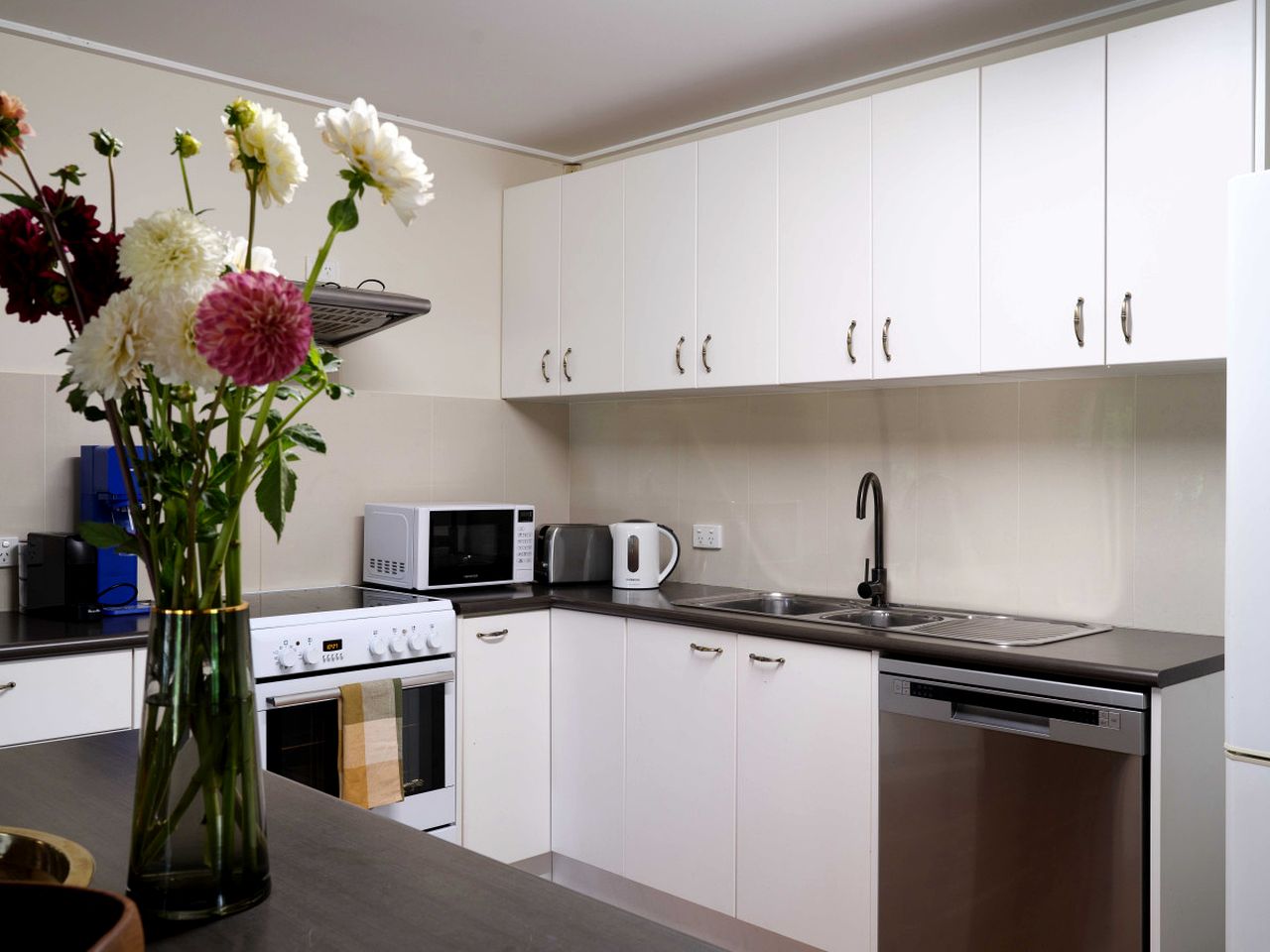 Spacious Cottage Rental on a Farm for Weekend Getaways in NSW