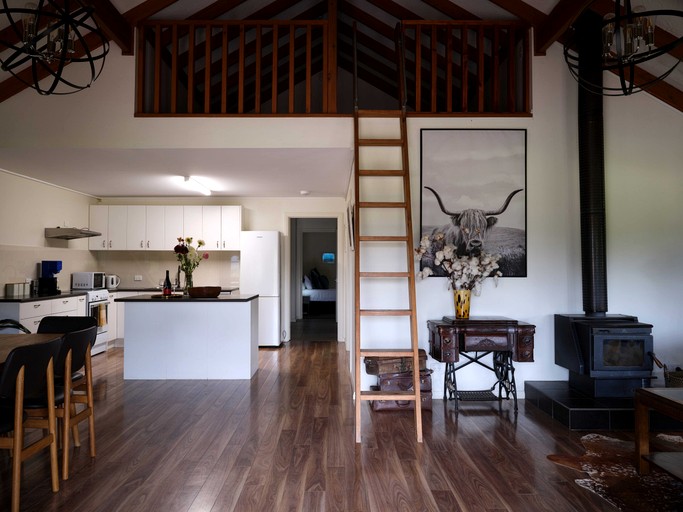 Cottages (Australia, Eurunderee, New South Wales)