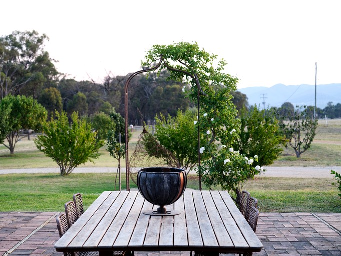 Cottages (Australia, Eurunderee, New South Wales)