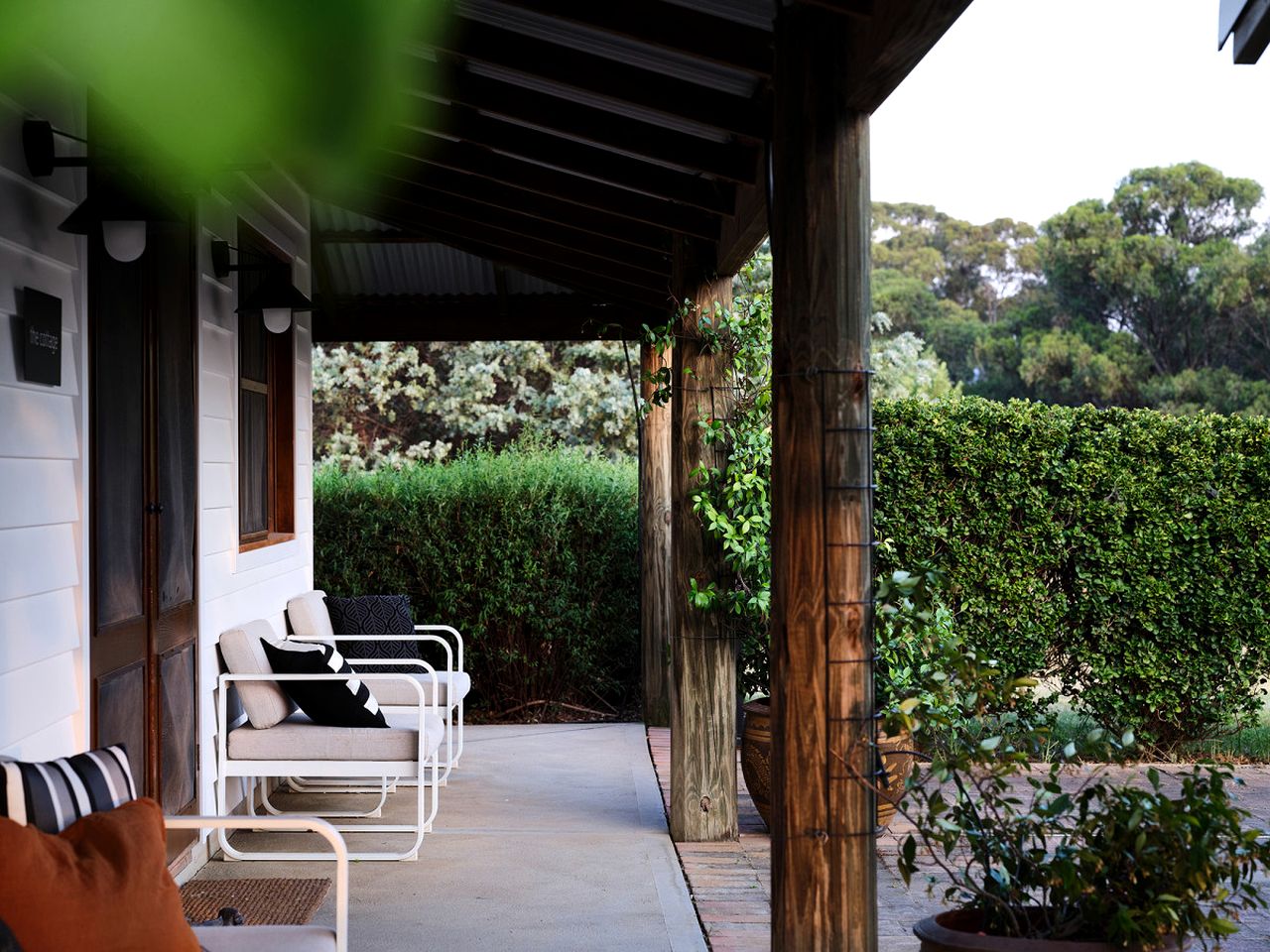 Spacious Cottage Rental on a Farm for Weekend Getaways in NSW