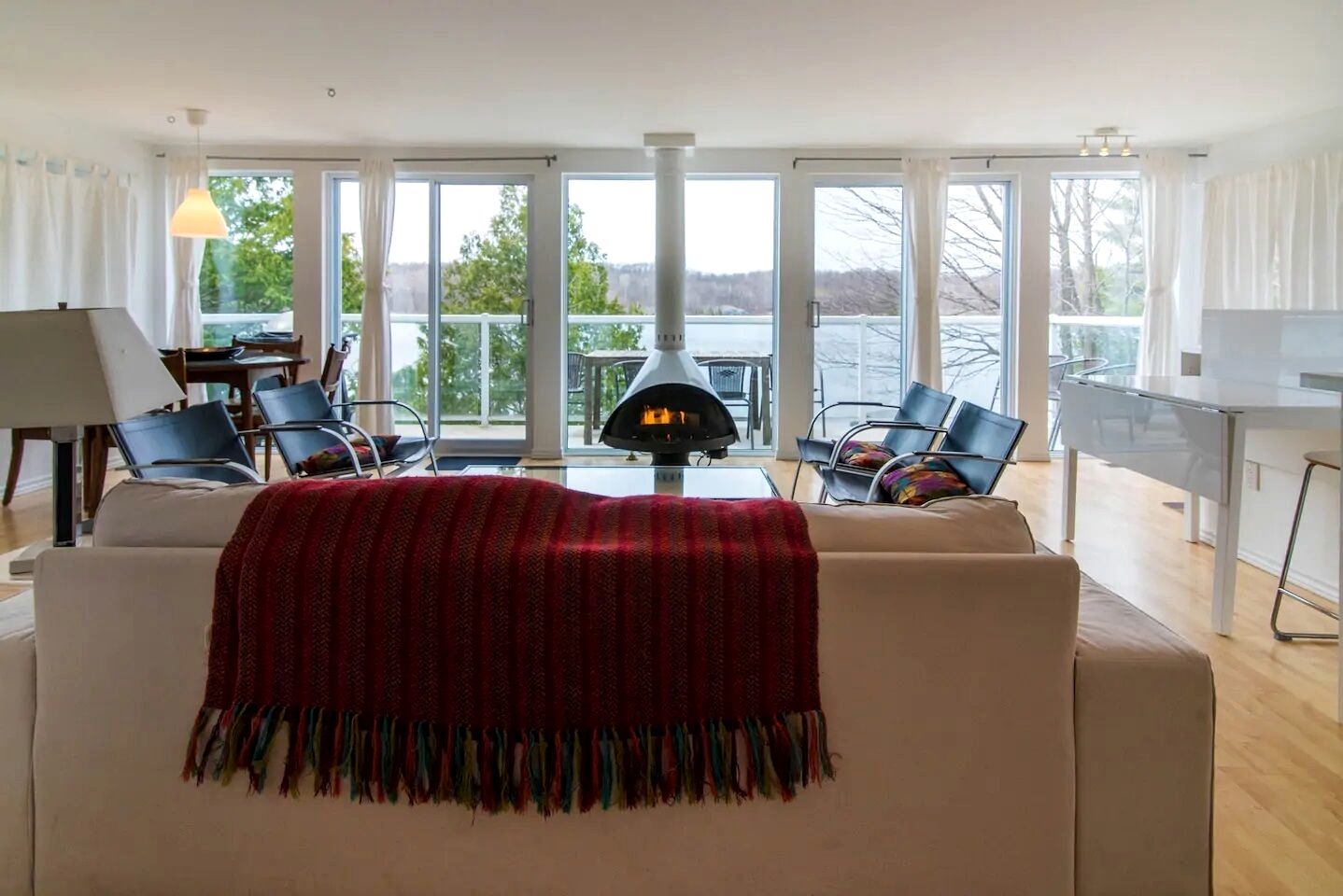 Stunning Upper Apartment in Cottage Rental on a Lake Resort near Kingston, Ontario