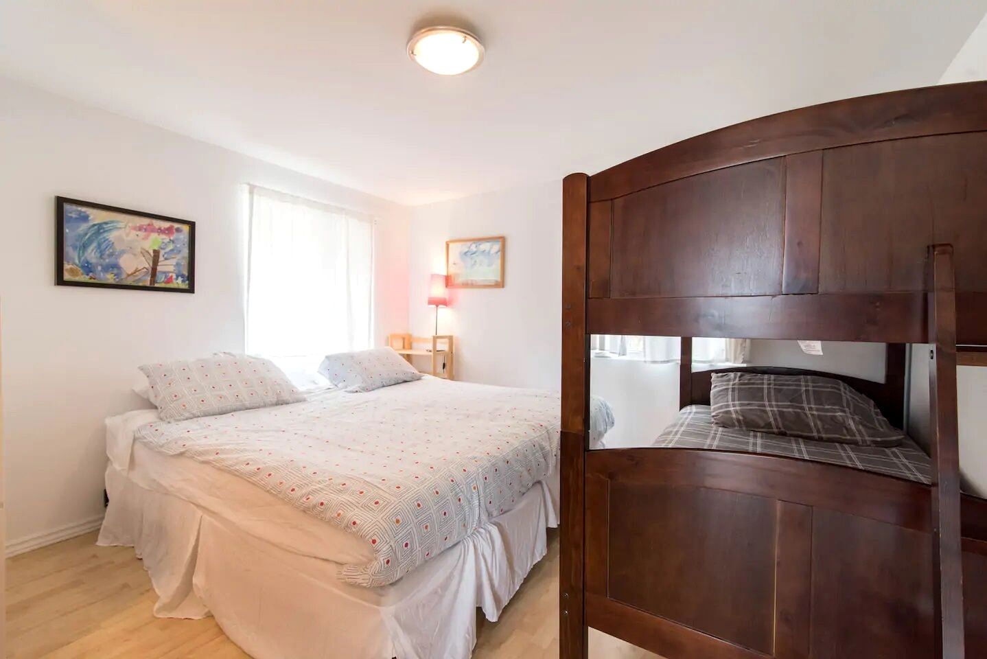 Stunning Upper Apartment in Cottage Rental on a Lake Resort near Kingston, Ontario