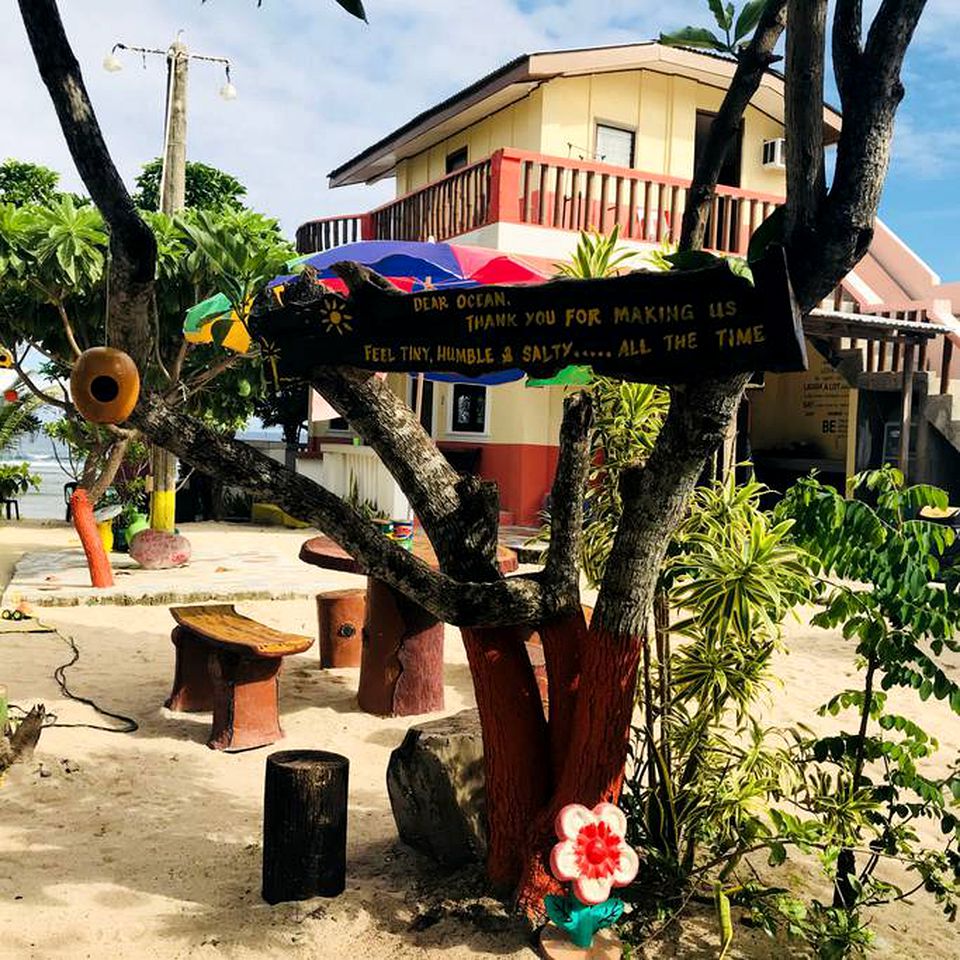 Unique Vacation Rental for 14 Guests on the Beach in Patar, Philippines