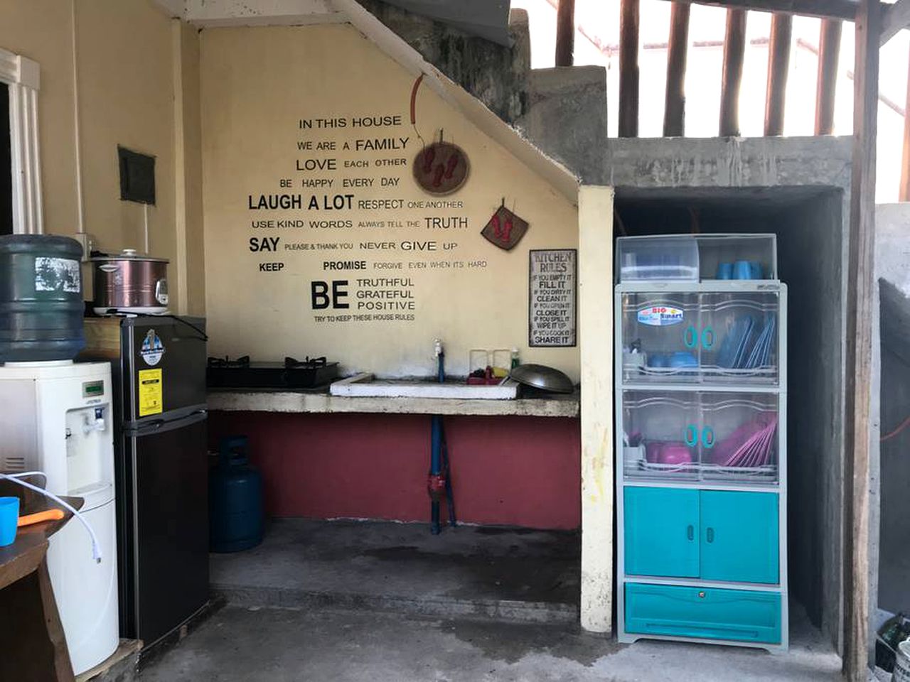 Unique Vacation Rental for 14 Guests on the Beach in Patar, Philippines