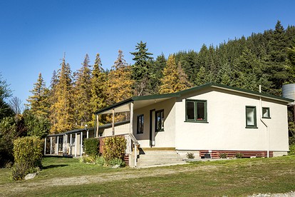 Cosy Mount Aspiring Accommodation for a South Island Holiday photo 5