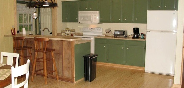 Beautifully Renovated Cottage Getaway in the Texas Hill Country, Texas | Vacation Rentals (Burton, Texas, United States of America)