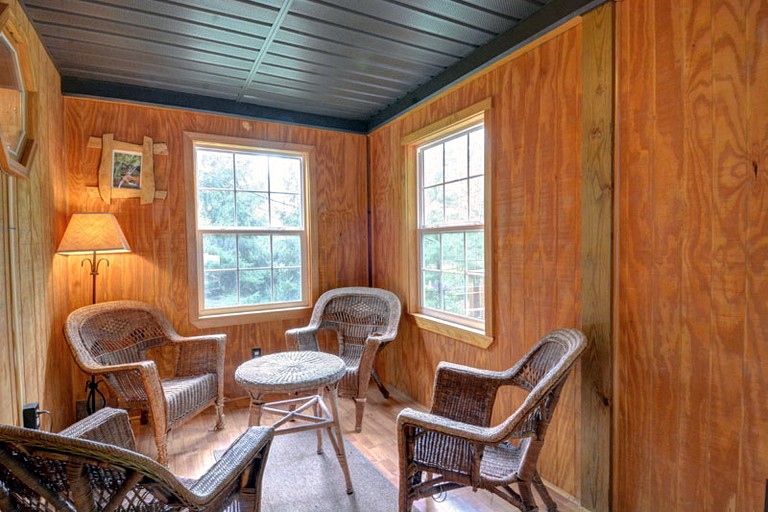 Cabins (United States of America, Bruceton Mills, West Virginia)
