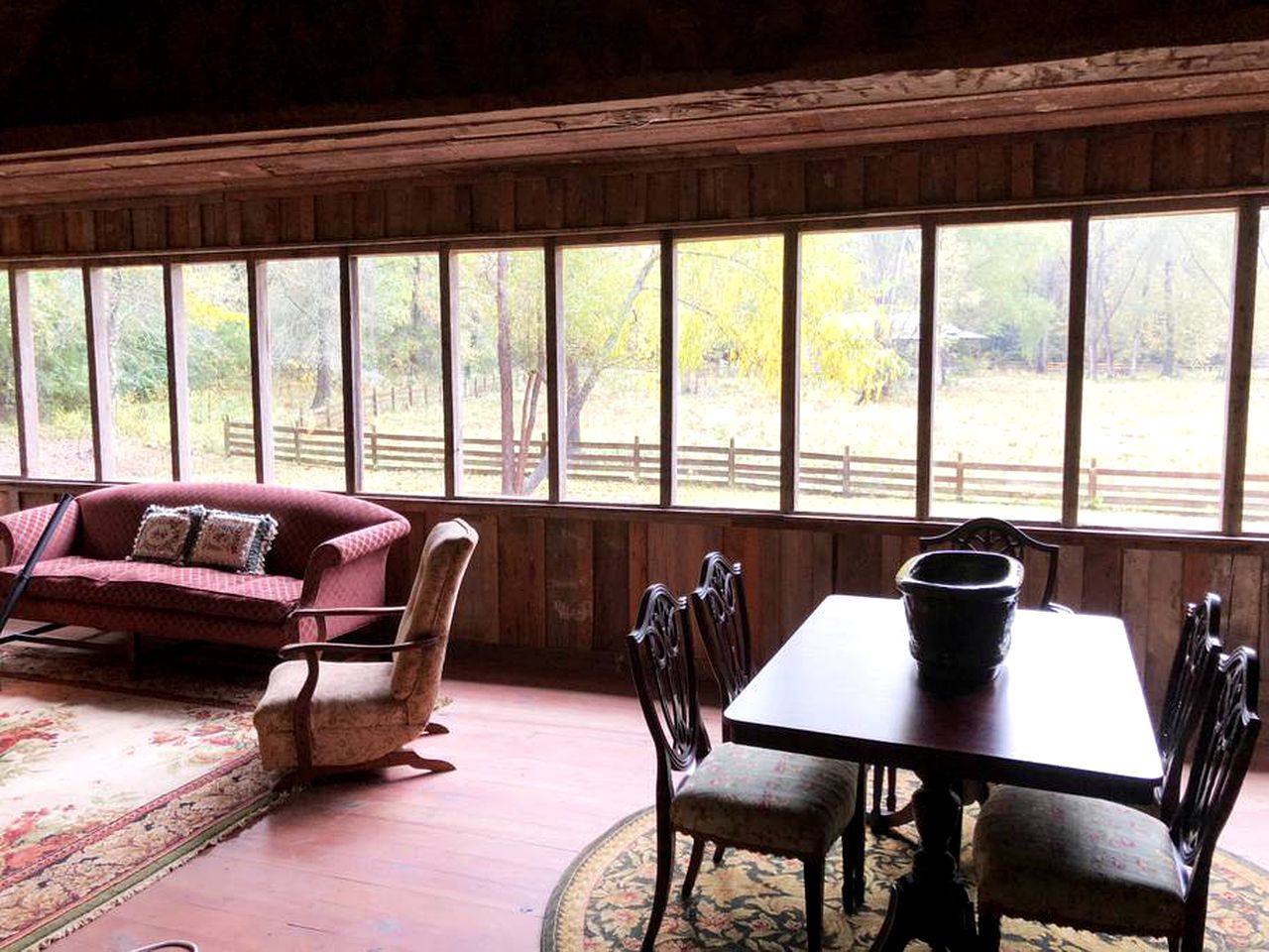 Historical Log Cabin for a Glamping Getaway in Washington, Arkansas