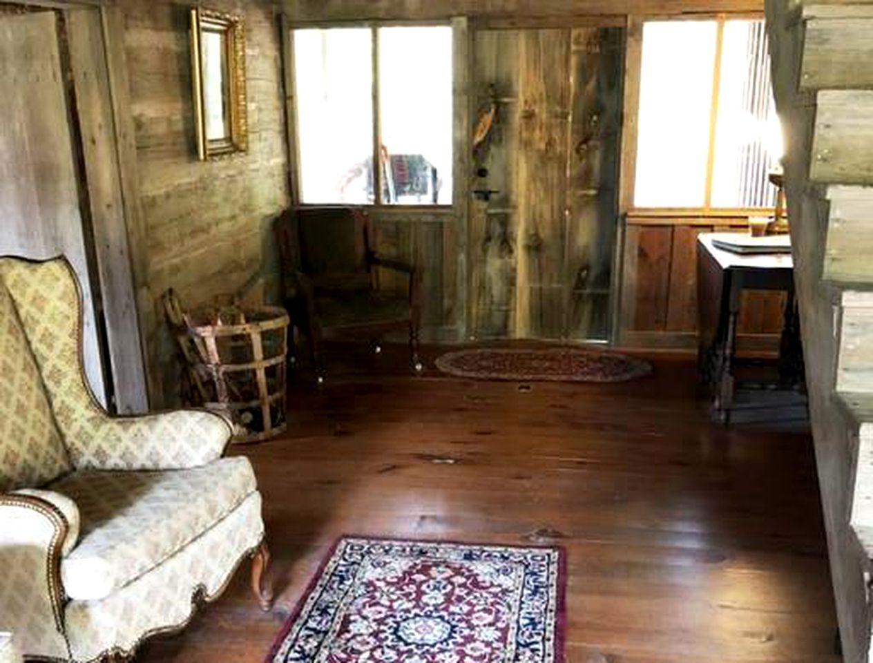 Historical Log Cabin for a Glamping Getaway in Washington, Arkansas