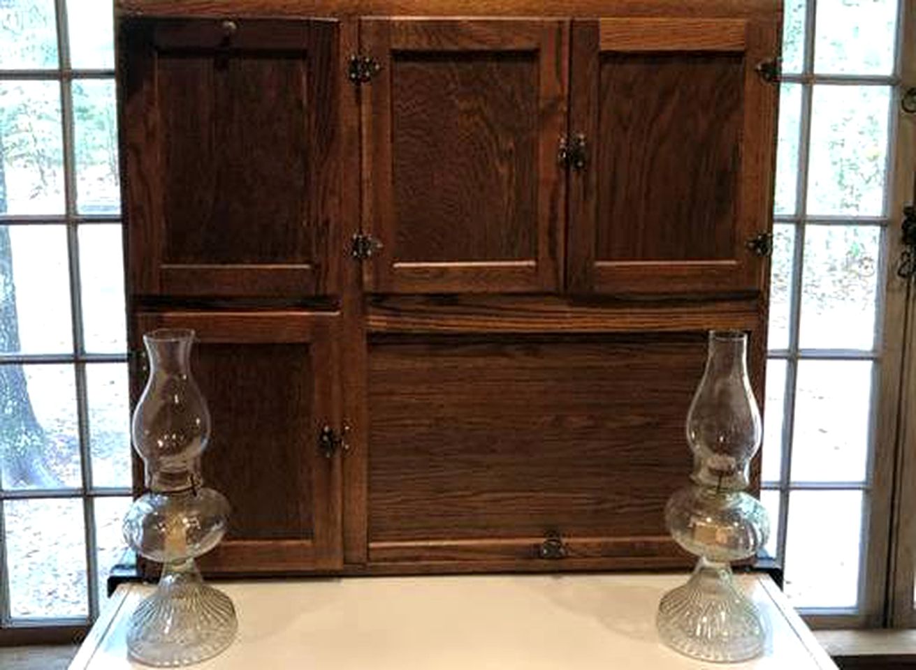 Rustic Log Cabin Rental for a Group Getaway near Prescott, Arkansas