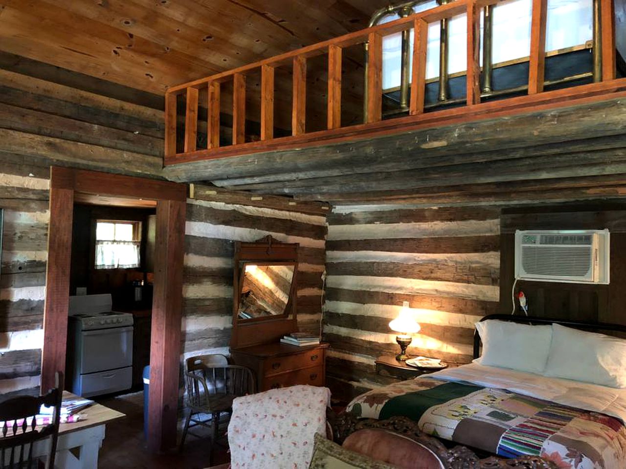 Log Cabin Rental on a Farm in Historic Washington State Park, Arkansas